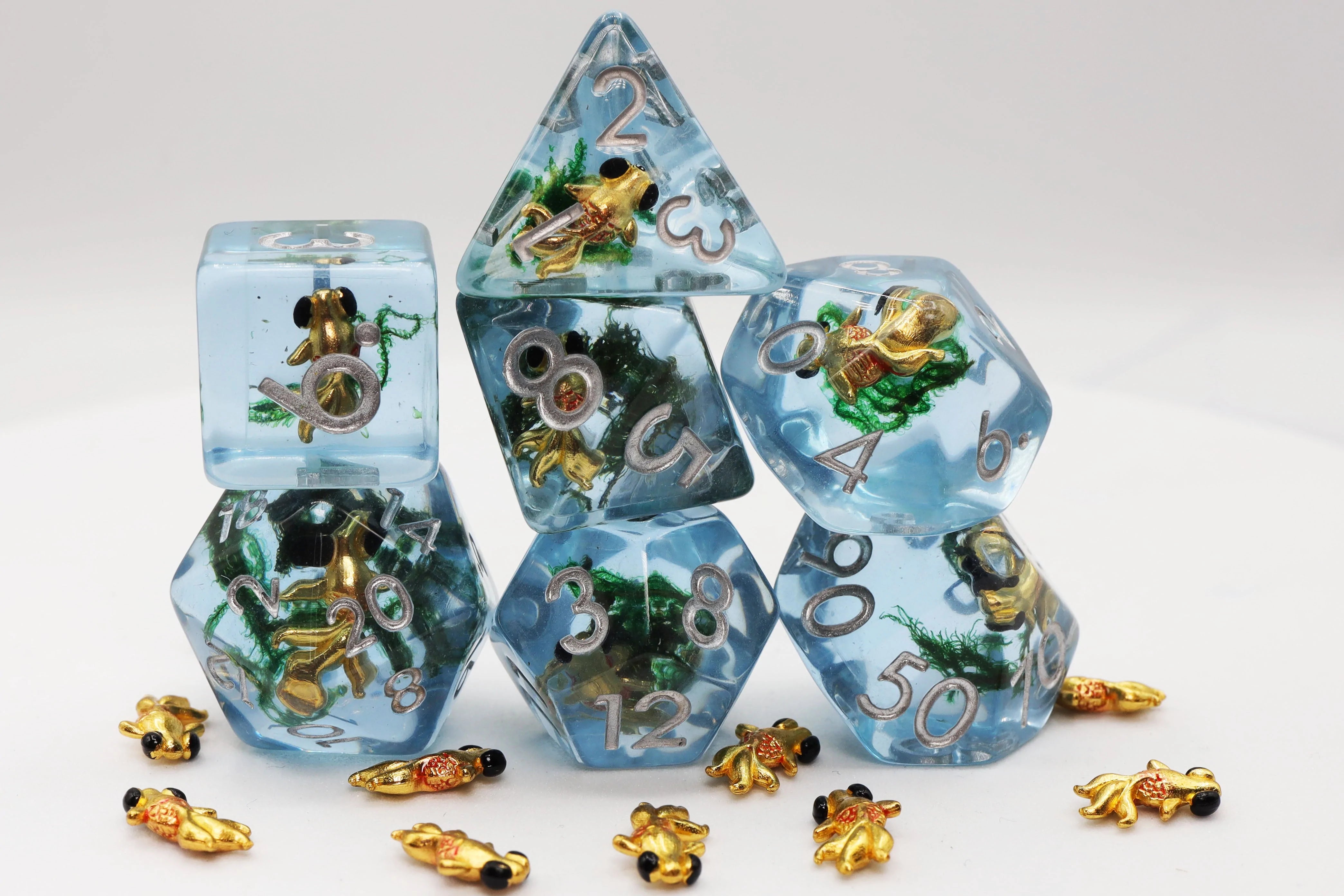 Goldfish 7 Dice Set Dice & Counters Foam Brain Games    | Red Claw Gaming